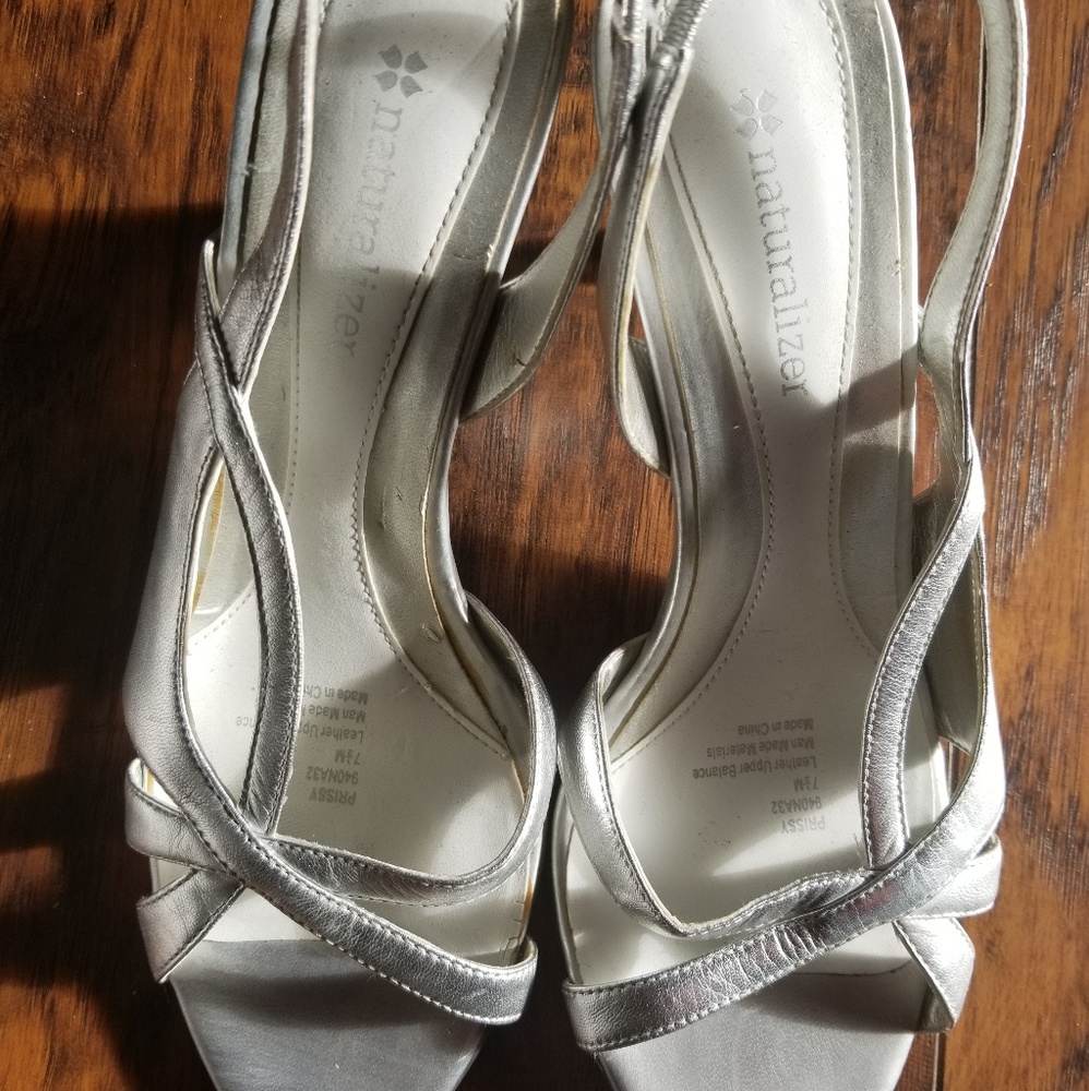 Silver leather comfort heels